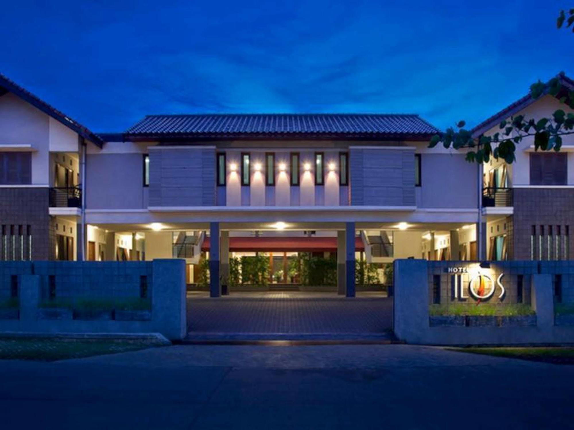 Ilos Hotel Бандунг Екстер'єр фото
